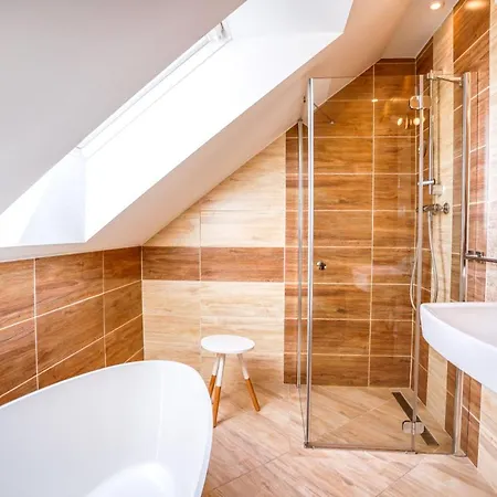 Apartmán Cakyho Kuria - Pre 5 Osob S Krbom A Saunami Smižany