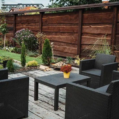 Cakyho Kuria - Pre 5 Osob S Krbom A Saunami * Smižany