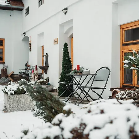 Cakyho Kuria - Pre 5 Osob S Krbom A Saunami Apartment Smizany