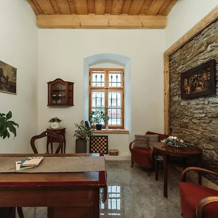 Cakyho Kuria - Pre 5 Osob S Krbom A Saunami Apartment