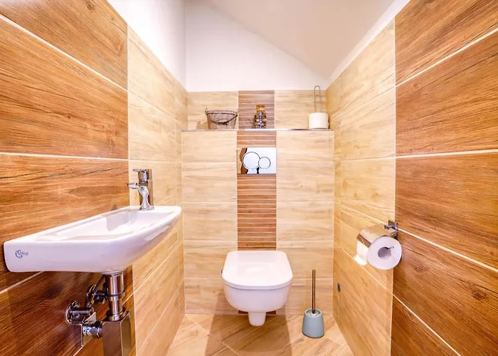 Cakyho Kuria - Pre 5 Osob S Krbom A Saunami Smižany