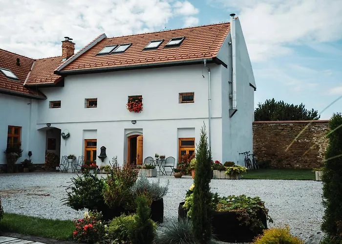 Cakyho Kuria - Pre 5 Osob S Krbom A Saunami * Smižany