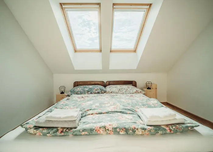 Cakyho Kuria - Pre 5 Osob S Krbom A Saunami Smižany