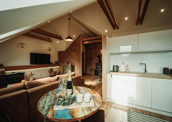 Cakyho Kuria - Pre 5 Osob S Krbom A Saunami Lejlighed Smižany