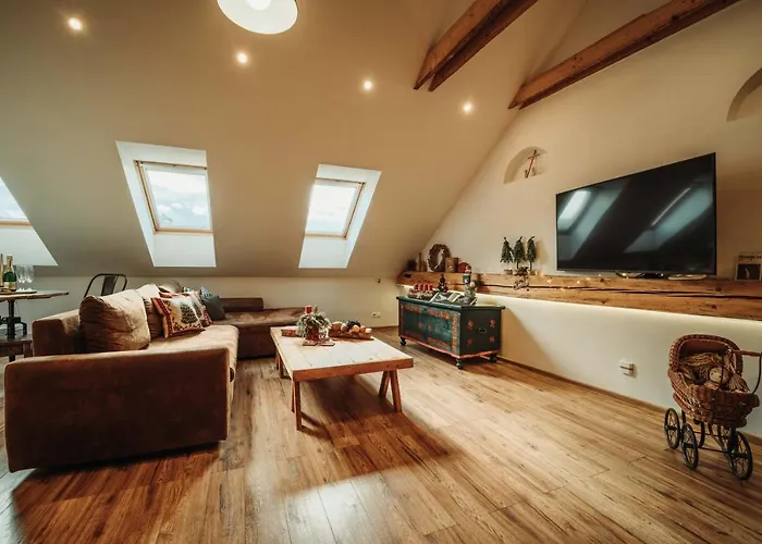 Cakyho Kuria - Pre 5 Osob S Krbom A Saunami